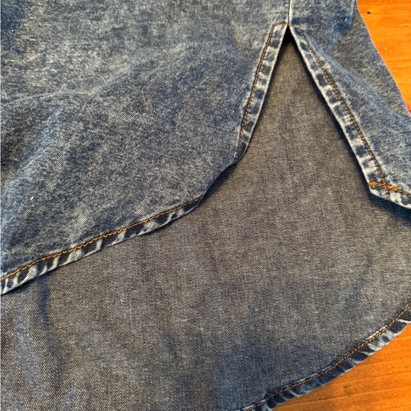 Denim Button Down Shirt large - Picture 6 of 10